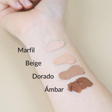 Protege y proporciona un tono bronceado a la piel a diario. Tono perfecto y acabado. Hidrata y previene el envejecimiento.