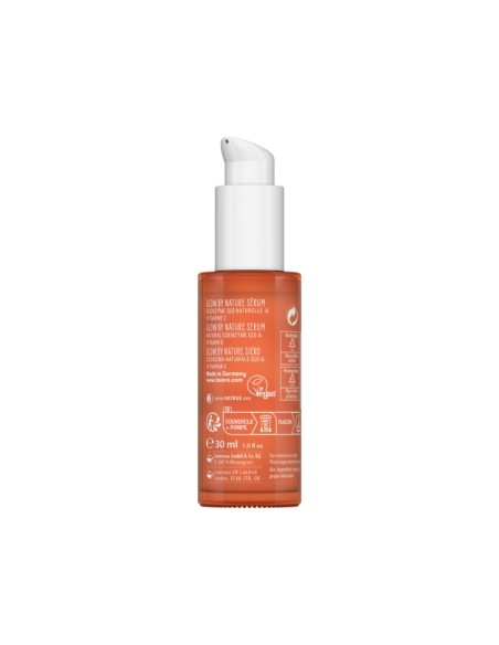 Sérum facial Glow by Nature lavera, vista lateral del frasco con etiquetas e indicaciones de uso