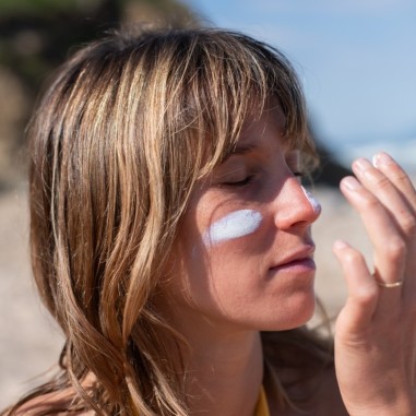 Crema solar facial SPF50 Acorelle