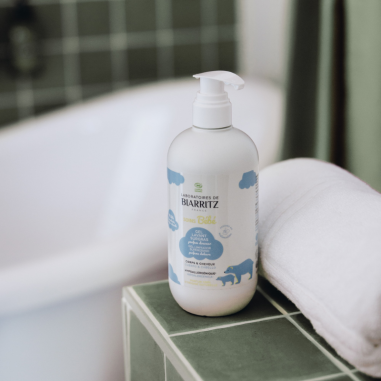 Gel de bany perfumat nadó 500 ml...
