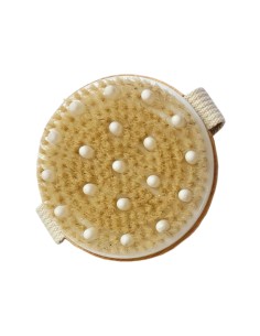 Cepillo Masaje En Seco Bambú NaturaBIO Cosmetics elimina las células muertas de la piel.